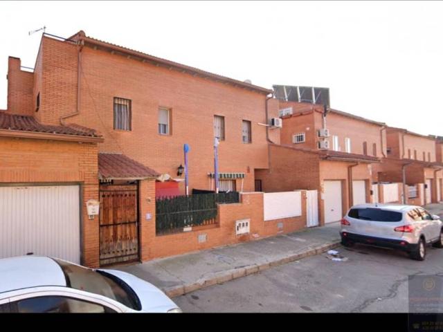 Casa en venta en Chozas De Canales, Castilla-La Mancha