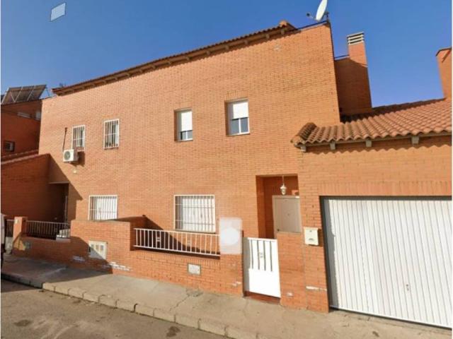 Casa en venta en Chozas De Canales, Castilla-La Mancha