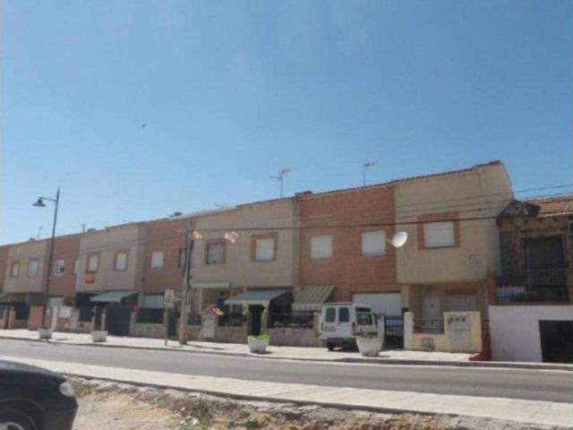 Casa en venta en Chozas De Canales, Castilla-La Mancha