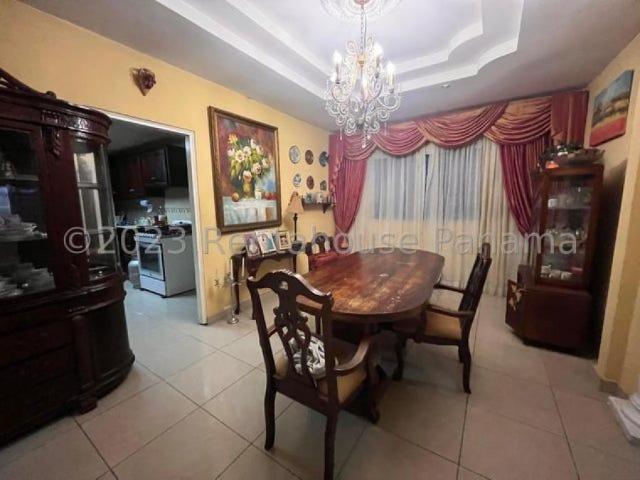 Casa en Venta en Ciudad de Panamá Villa Zaita Panamá 599 m2. 10 hab