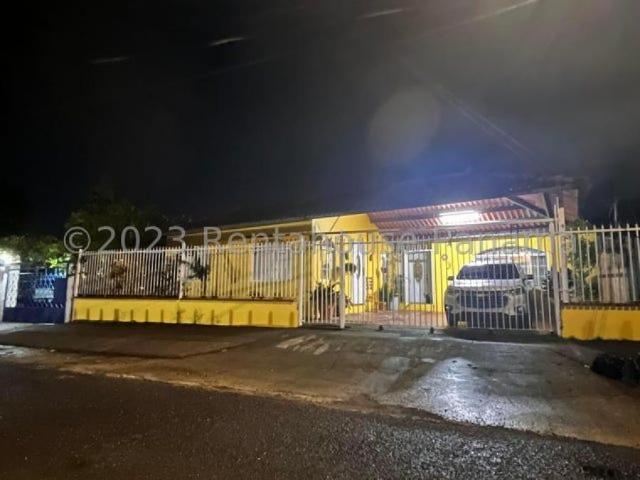 Casa en Venta en Ciudad de Panamá Villa Zaita Panamá 599 m2. 10 hab