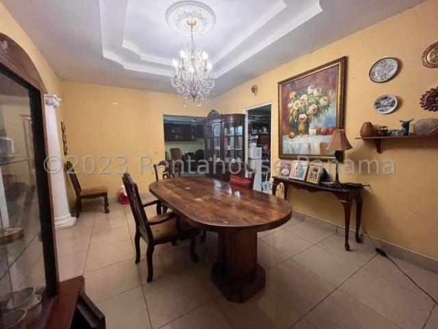 Casa en Venta en Ciudad de Panamá Villa Zaita Panamá 599 m2. 10 hab