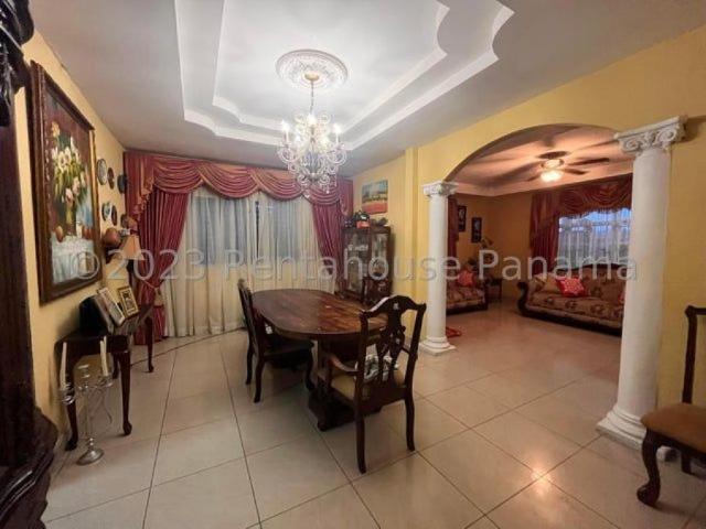 Casa en Venta en Ciudad de Panamá Villa Zaita Panamá 599 m2. 10 hab