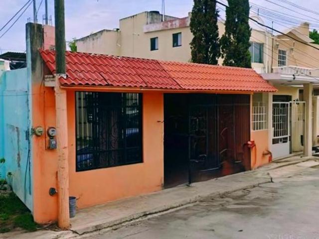 CASA EN VENTA EN CIUDAD EL MANTE CENTRO