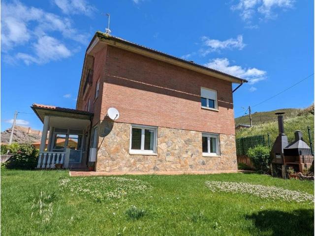 Casa en venta en Clavijo, La Rioja