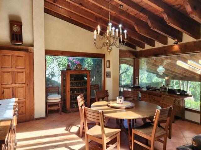 CASA EN VENTA EN CLUB DE GOLF AVÁNDARO