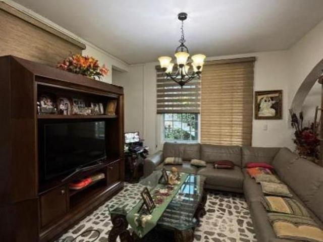 Casa en Venta en Col. La Rueda en Poza Rica, Ver