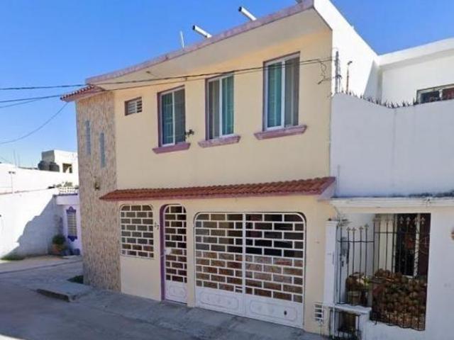 Casa en venta en Col. Maderas, Ciudad del Carmen
