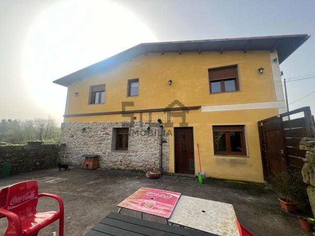 Casa en venta en Coles, Gustei
