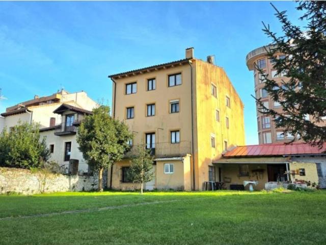 Casa en venta en Barrio Puerta, Colindres