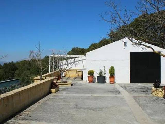 Casa en venta en La Axarquía, Andalucía