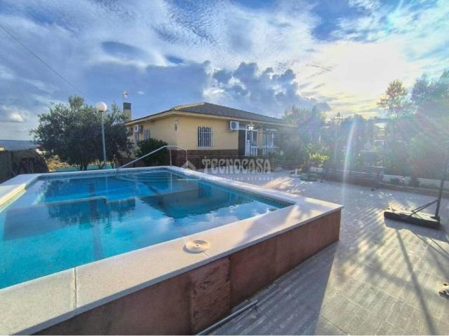 Casa en venta en Colmenar De Oreja, Madrid