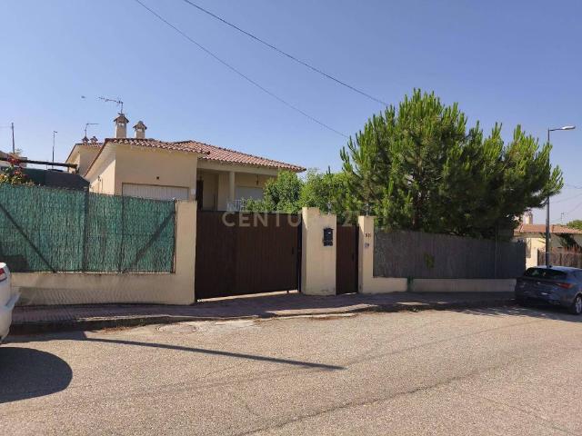 Casa en venta en Colmenar De Oreja