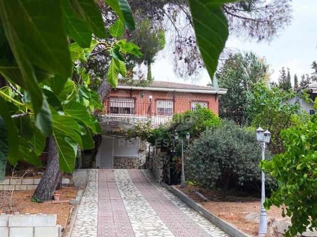 Casa en venta en Casco Antiguo, Colmenar De Oreja