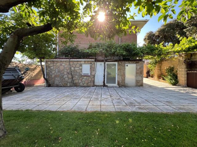 Casa en venta en Colmenar Del Arroyo