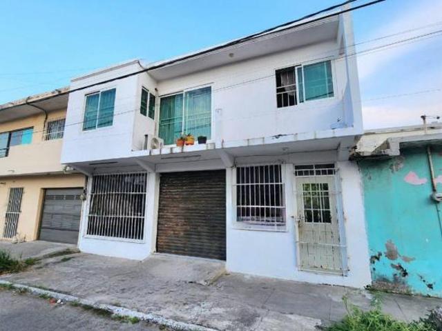 Casa en Venta en Colonia 21 de Abril, Veracruz