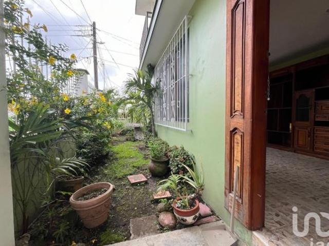 Casa en Venta en Colonia Don Pedro, Catemaco, Veracruz