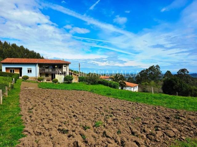Casa en venta en Colunga