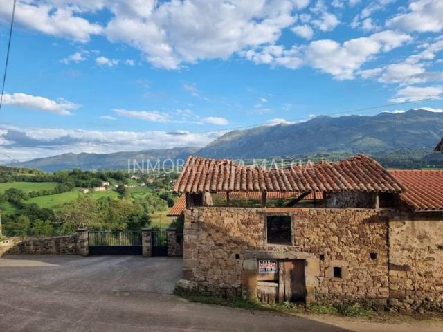 Casa en venta en Colunga