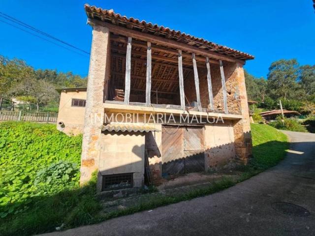 Casa en venta en Colunga
