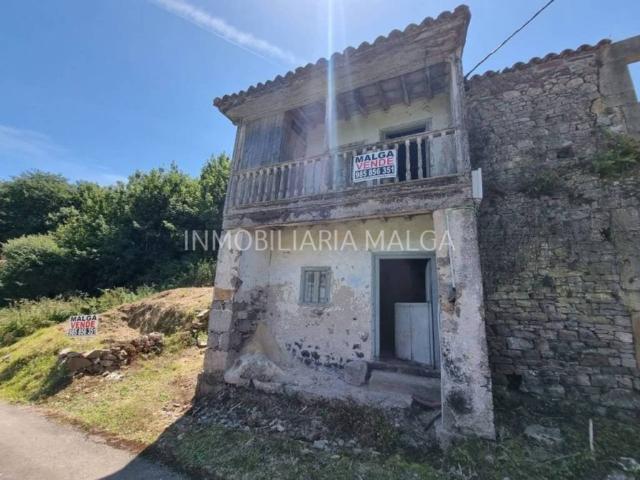 Casa en venta en Colunga
