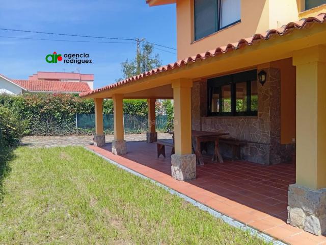 Casa en venta en Colunga, El Ferreru