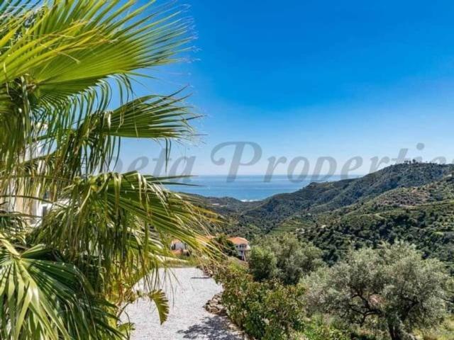 Casa en venta en La Axarquía, Andalucía