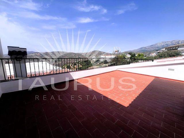 Casa en venta en La Axarquía, Andalucía