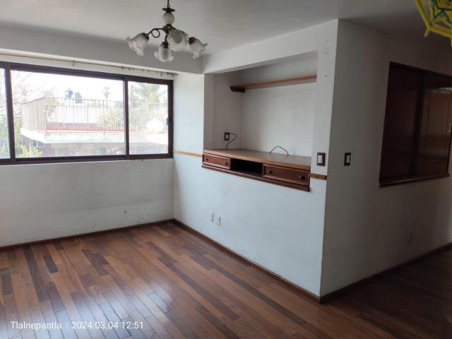 Casa en venta en Tlalnepantla De Baz, Estado de México