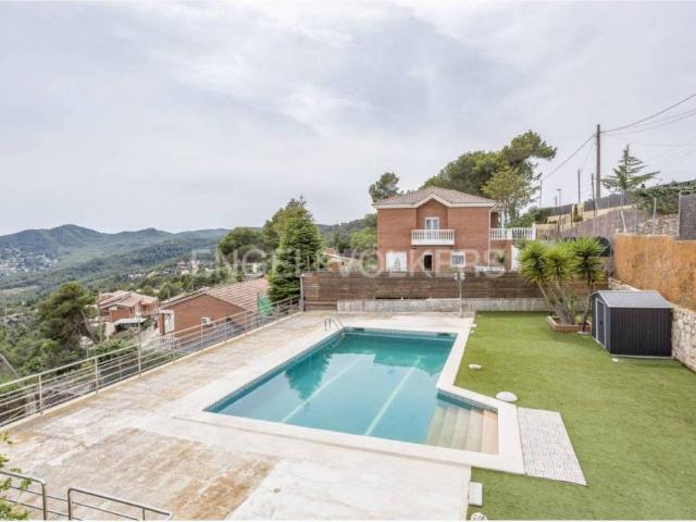 Casa en venta en Corbera De Llobregat