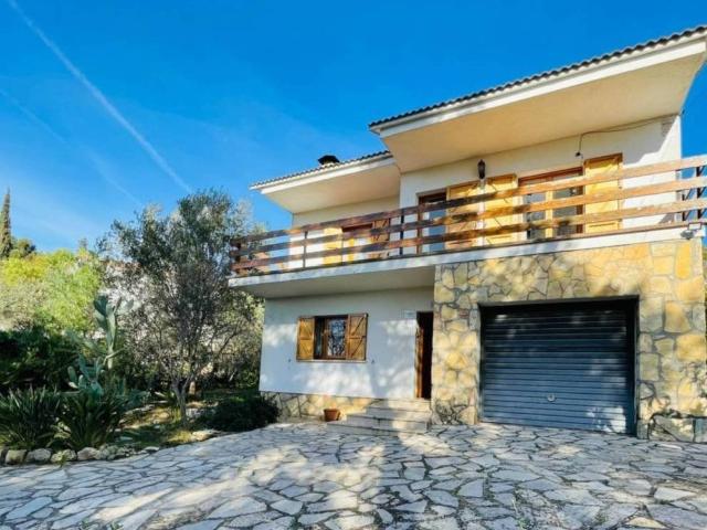 Casa en venta en Corbera De Llobregat, Barcelona