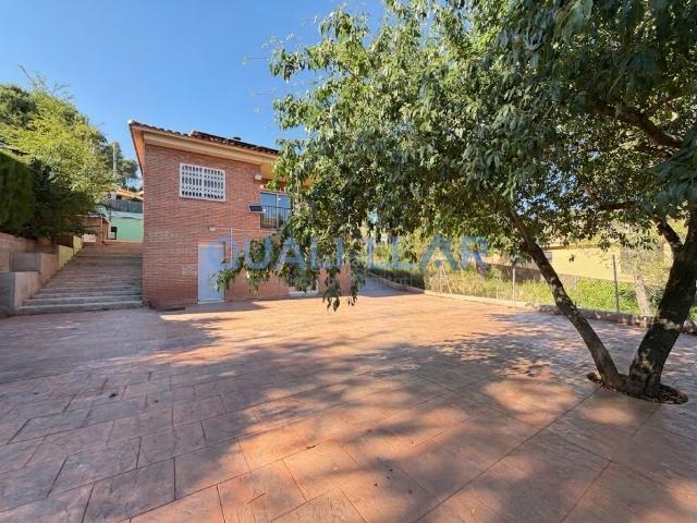 Casa en venta en la Creu de l'Aragall, Baix Llobregat