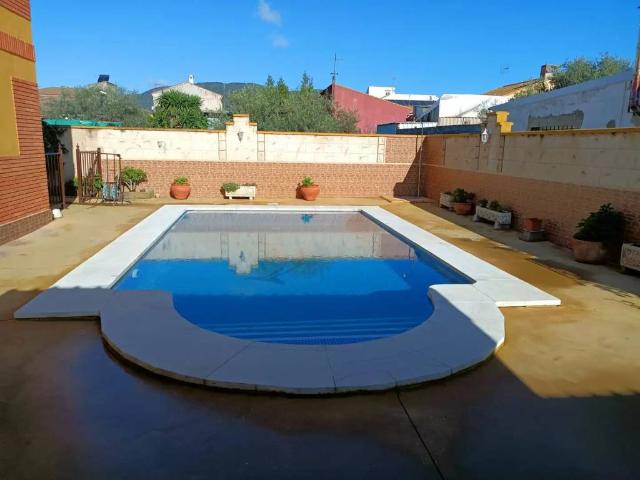Casa en venta en El Higuerón, Córdoba