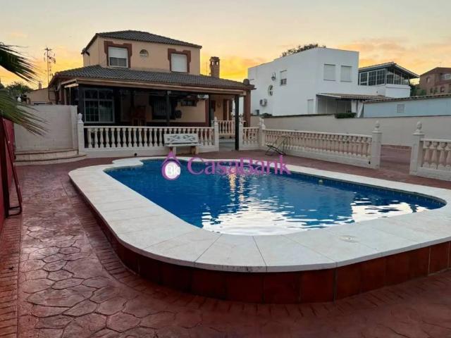 Casa en venta en Córdoba, Andalucía