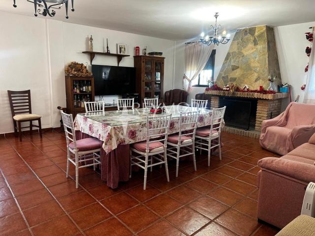 Casa en venta en Obejo, Andalucía