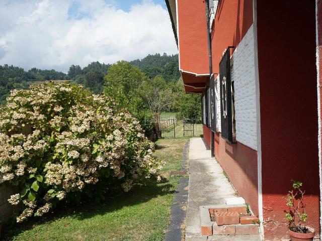 Casa en venta en Los Corrales De Buelna, Cantabria