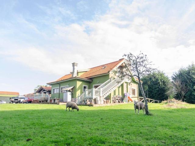 Casa en venta en Corvera De Asturias, Treslailesia