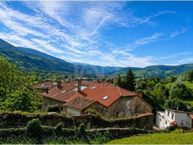 Casa en venta en Corvera De Toranzo, Cantabria