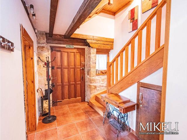 Casa en venta en Corvera De Toranzo, Cantabria