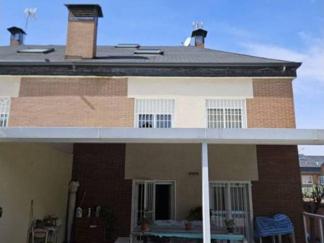 Casa en venta en Coslada, Madrid