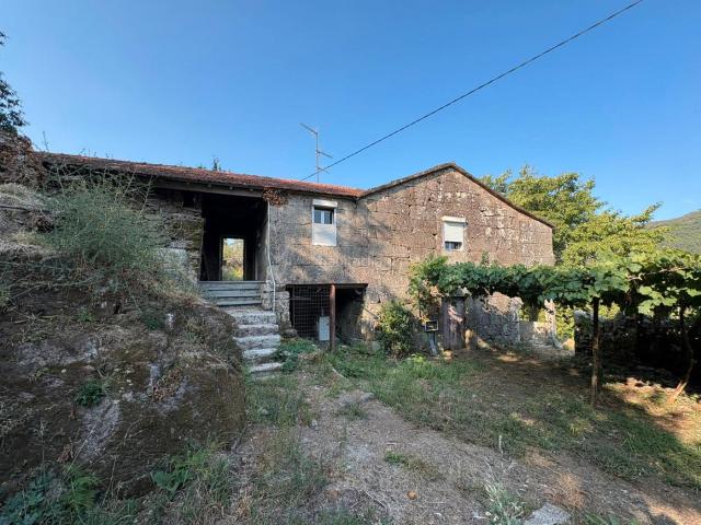 Casa en venta en Santiago de Covelo, Covelo