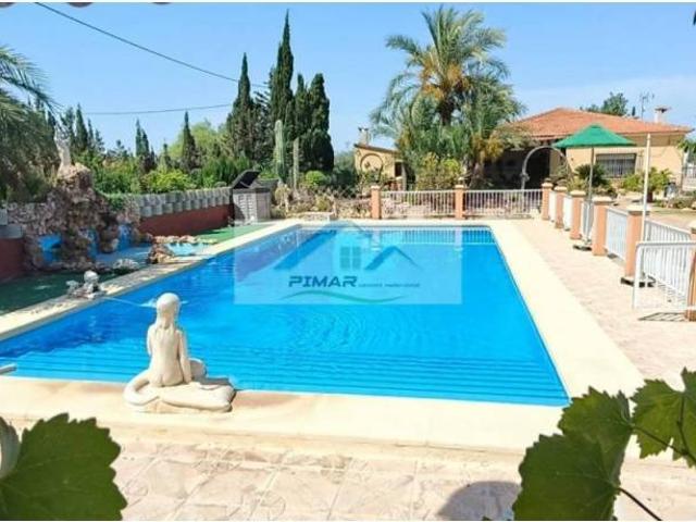 Casa en venta en Crevillent