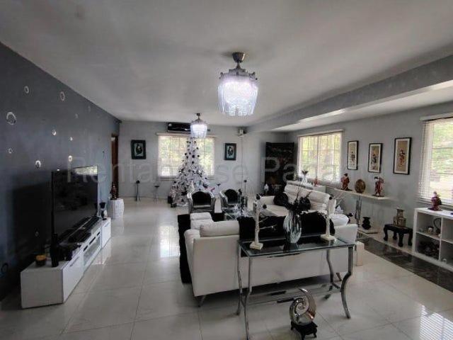 Casa venta en Cristóbal, Colón