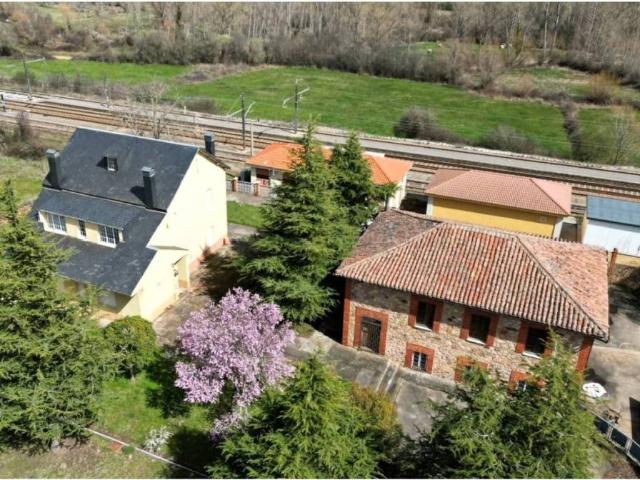 Casa en venta en Cuadros, Castilla y León