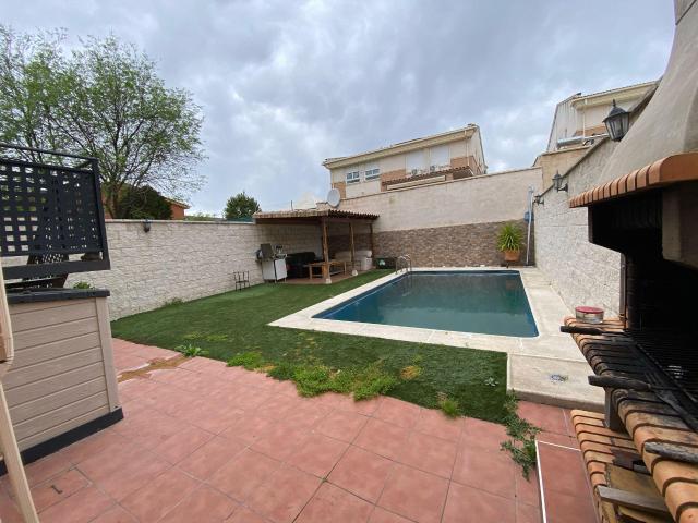 Casa en venta en Cubas De La Sagra, Urbanización El Olivar