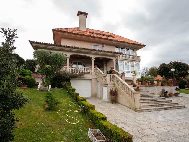 Casa en venta en Cordeda, A Coruña