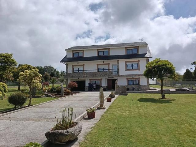 Casa en venta en Betanzos, Galicia
