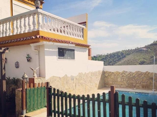 Casa en venta en Cútar