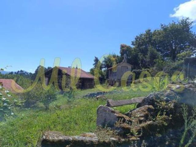 Casa en venta en Outes, Noia