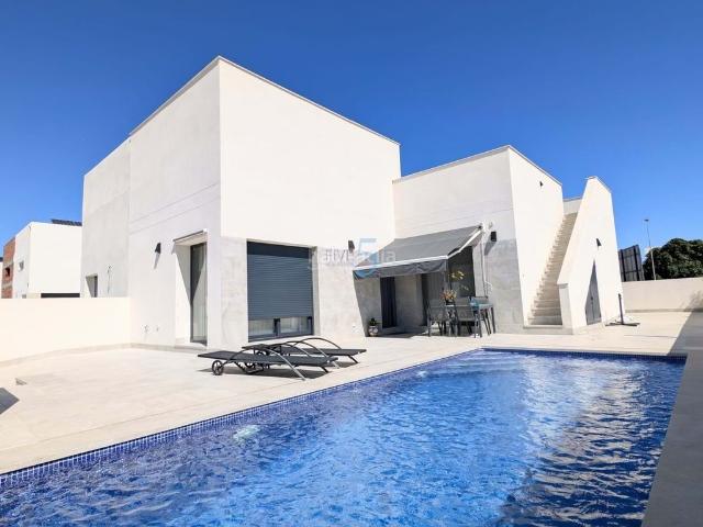Casa en venta en el Baix Segura / La Vega Baja, Valencia